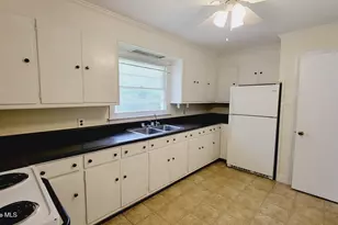 2512 Castle Hayne Rd, Wilmington, NC 28401 - Photo 10