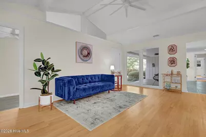 1810 Hawthorne Road, Wilmington, NC 28403 - Photo 18
