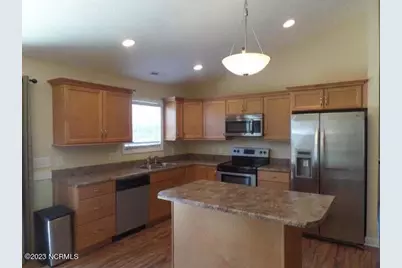 101 Rustic Drive, West End, NC 27376 - Photo 4
