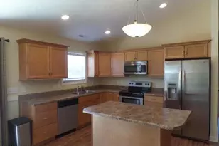 101 Rustic Dr, West End, NC 27376 - Photo 4