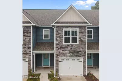 211 N Stingray Lane, Sneads Ferry, NC 28460 - Photo 1