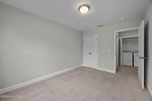 211 N Stingray Ln, Sneads Ferry, NC 28460 - Photo 12