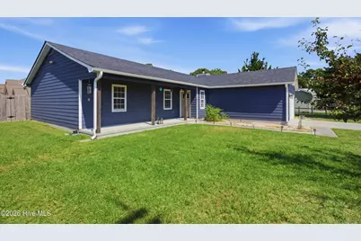 426 Oregon Trail, Hubert, NC 28539 - Photo 2