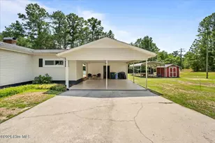 202 Walnut Ave, Hamlet, NC 28345 - Photo 22