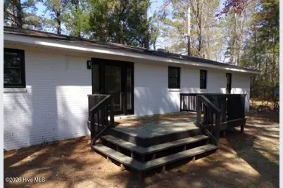 1525 Seven Creeks Highway, Whiteville, NC 28472 - Photo 2