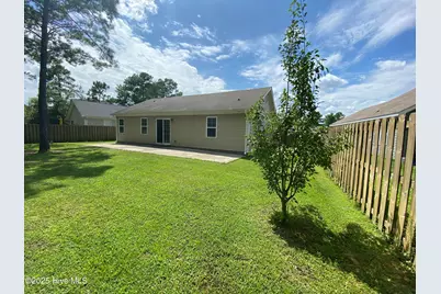 404 Ridgeway Drive, Sneads Ferry, NC 28460 - Photo 22