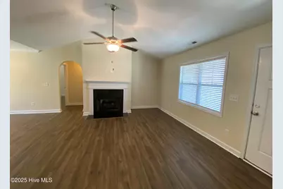 404 Ridgeway Drive, Sneads Ferry, NC 28460 - Photo 4