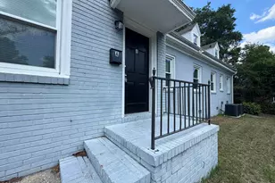 304 N 11th St, Wilmington, NC 28401 - Photo 2