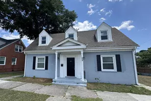 304 N 11th St, Wilmington, NC 28401 - Photo 1