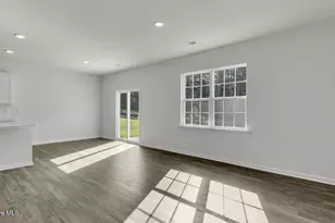 725 Lazy Elm Ln, Aberdeen, NC 28315 - Photo 10