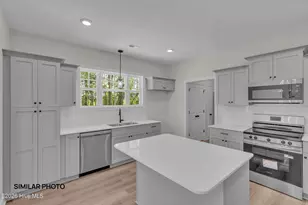 513 Large Oak Dr, Hubert, NC 28539 - Photo 8