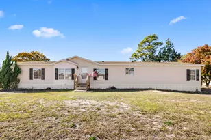 307 N Winchester Ln, Hubert, NC 28539 - Photo 4