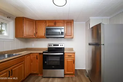 [Address not provided], Jacksonville, NC 28540 - Photo 16