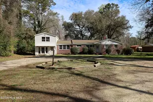 1190 Blue Creek Rd, Jacksonville, NC 28540 - Photo 2