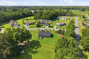 501 Park Meadows Dr, Newport, NC 28570 - Photo 14