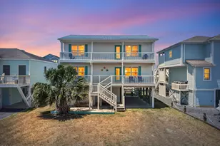 135 Starfish Dr, Holden Beach, NC 28462 - Photo 2