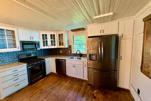 302 N Front St, Hamilton, NC 27840 - Photo 10