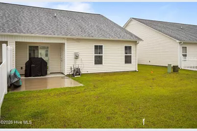 602 Villa Cove, Newport, NC 28570 - Photo 2