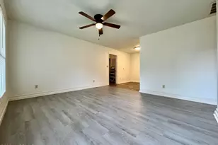 219 Stratford Rd, Havelock, NC 28532 - Photo 4