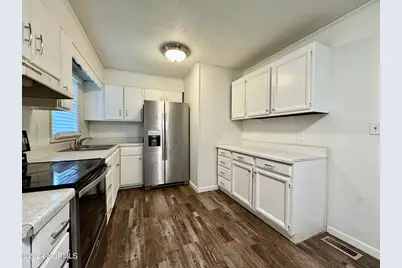 219 Stratford Road, Havelock, NC 28532 - Photo 8