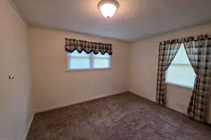 210 Griffin St, Wrens, GA 30833 - Photo 16