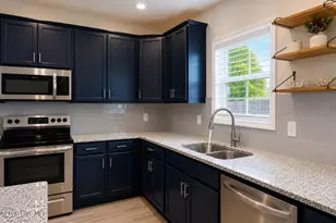 524 Harvest Mdw Xing, Jacksonville, NC 28546 - Photo 10
