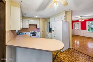 505 South St, Bayboro, NC 28515 - Photo 16