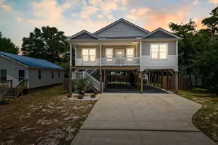 1104 E Oak Island Dr, Oak Island, NC 28465 - Photo 4