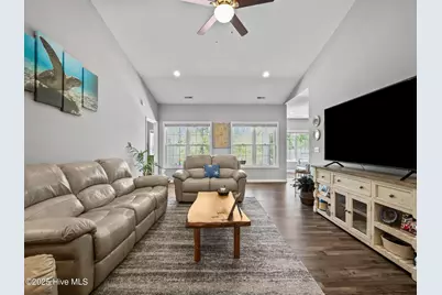 512 Hazelwood Drive, Holly Ridge, NC 28445 - Photo 6