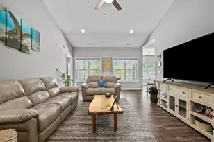 512 Hazelwood Dr, Holly Ridge, NC 28445 - Photo 6