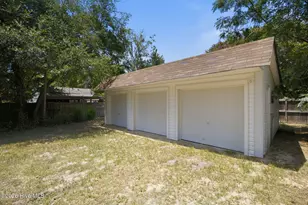 2113 Princess Pl Dr, Wilmington, NC 28405 - Photo 36