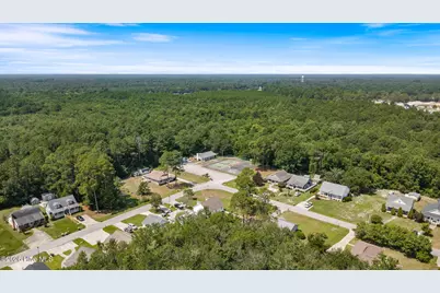 202 Grays Lane, Elizabethtown, NC 28337 - Photo 16