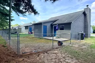2110 E 3rd St, Greenville, NC 27858 - Photo 12