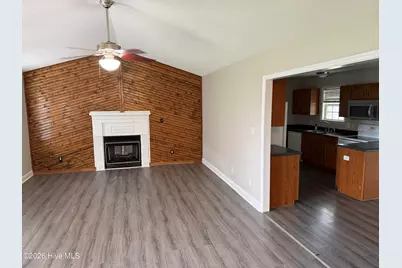 136 Annie Road, Richlands, NC 28574 - Photo 2