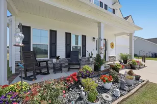 158 Uzzell Rd, Hubert, NC 28539 - Photo 2
