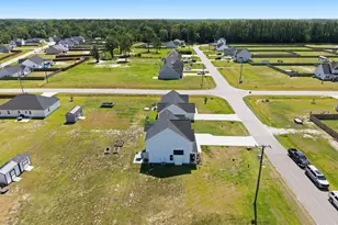 158 Uzzell Rd, Hubert, NC 28539 - Photo 12