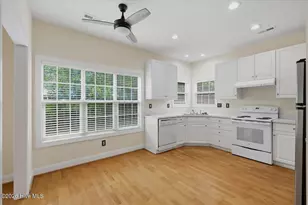4818 Alida Pl, Wilmington, NC 28409 - Photo 8