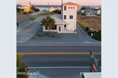 808 S Anderson Boulevard, Topsail Beach, NC 28445 - Photo 2