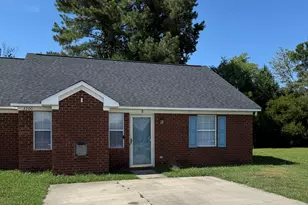 3200 Parkway Ct, Greenville, NC 27834 - Photo 1