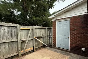 3200 Parkway Ct, Greenville, NC 27834 - Photo 14