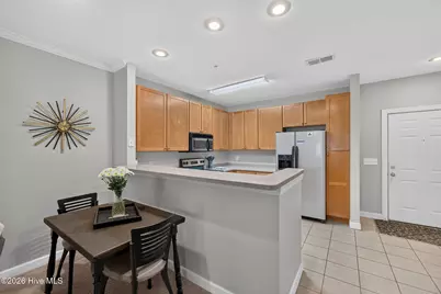 2801 Bloomfield Lane #Unit 201, Wilmington, NC 28412 - Photo 10