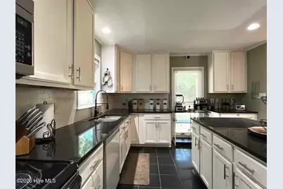 8879 Cliffdale Road, Fayetteville, NC 28314 - Photo 12