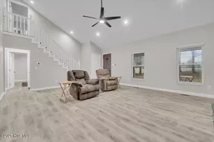 300 Fox Ridge Rd, Warsaw, NC 28398 - Photo 6