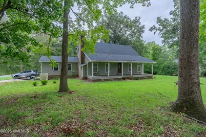 300 Fox Ridge Road, Warsaw, NC 28398 - Photo 2