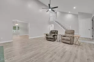 300 Fox Ridge Rd, Warsaw, NC 28398 - Photo 8