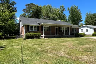 805 Gardenview Dr, Jacksonville, NC 28540 - Photo 2