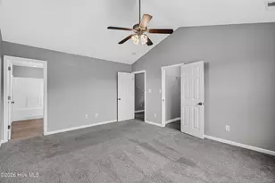 115 Dukes Lake Cir, Richlands, NC 28574 - Photo 10
