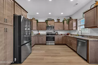 278 Crossroads Store Drive, Jacksonville, NC 28546 - Photo 10