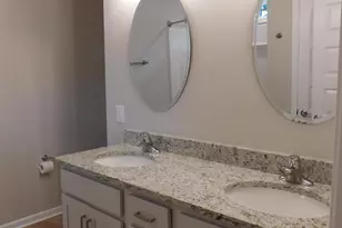 710 N B St, Bridgeton, NC 28519 - Photo 22