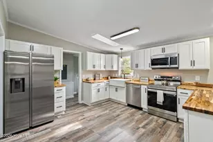 496 Maplewood Dr NW, Calabash, NC 28467 - Photo 8